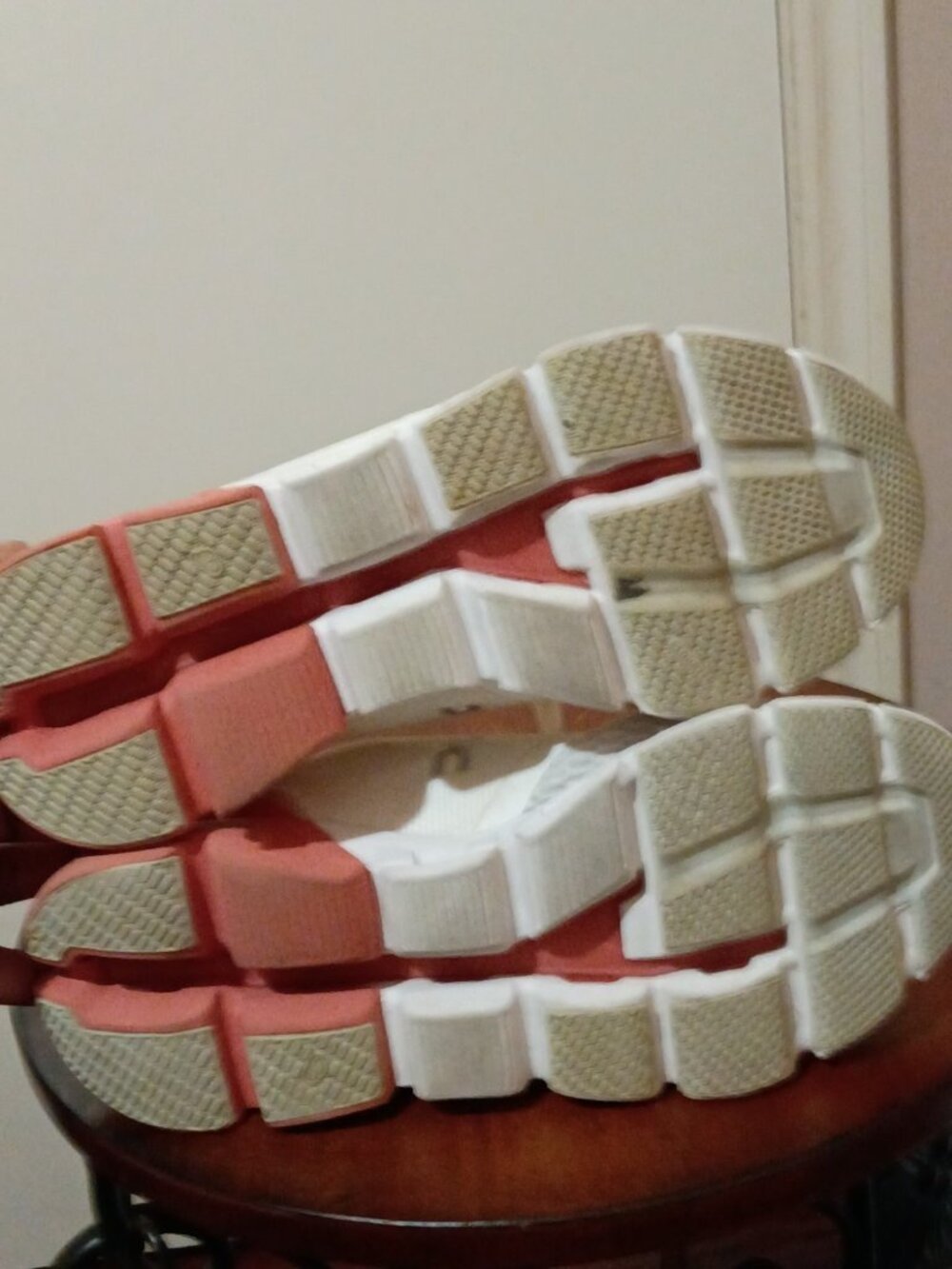 On Cloudflyer Women Running Shoes CloudTec White Coral 21.99626 Size 9.5 - Picture 3 of 14